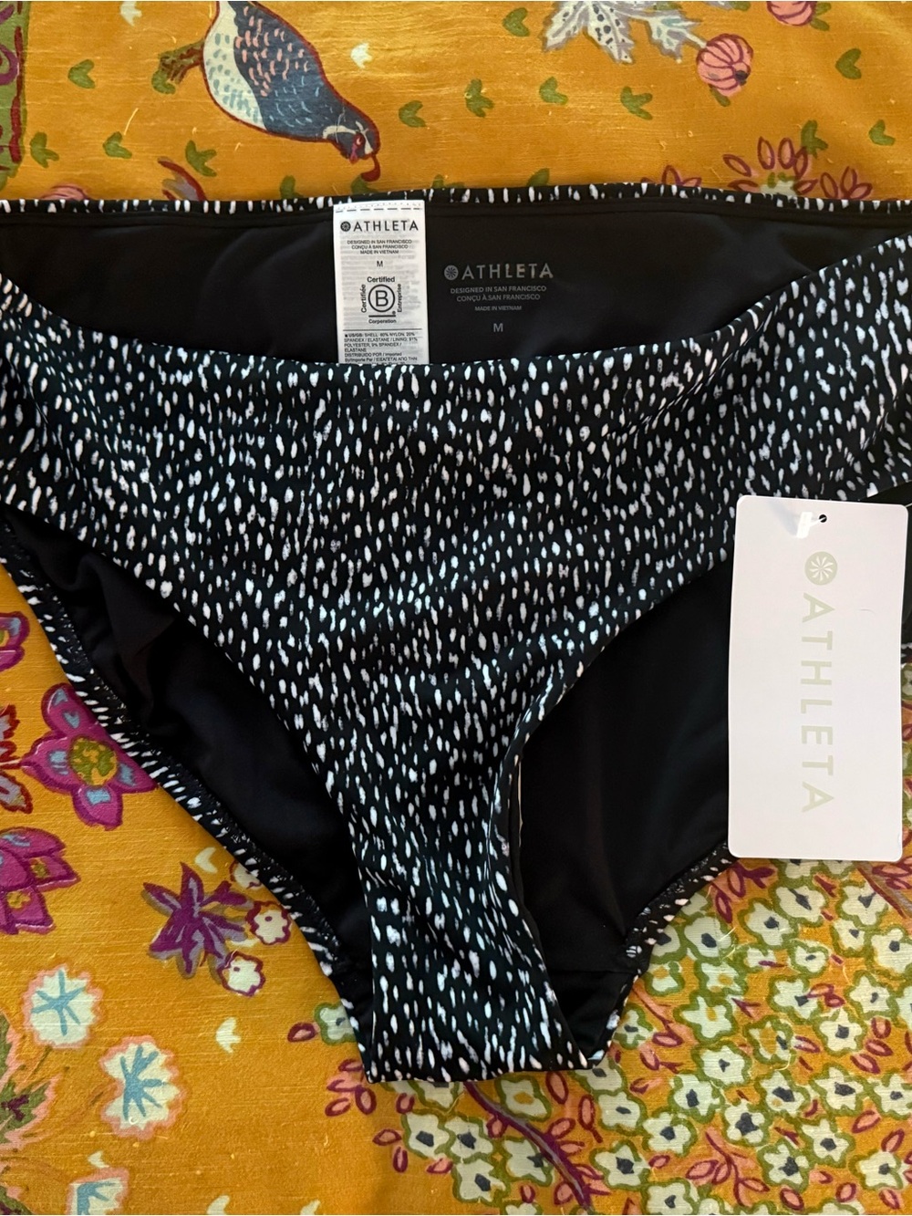 Athleta Clean Full Swim Bottom size M